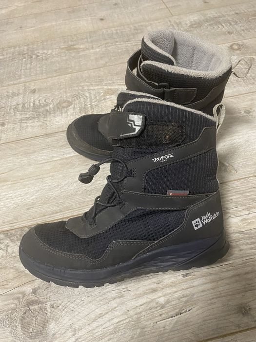 Дитяче зимове взуття Jack Wolfskin (36 розмір)