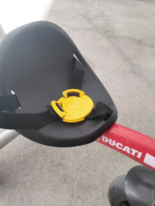 Triciclo Chicco Ducati
