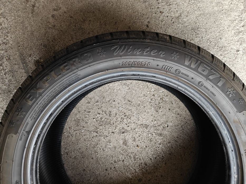 265/50R20 Petlas Explero Winter W671 komplet opon zima 8,5mm