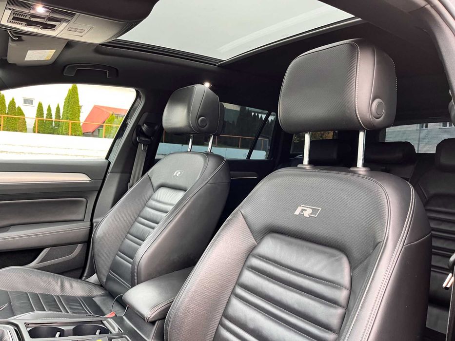 VW Passat b8 2016r. 170tyś. R-line*2.0 tdi*190km*Webast*Top led Matrix