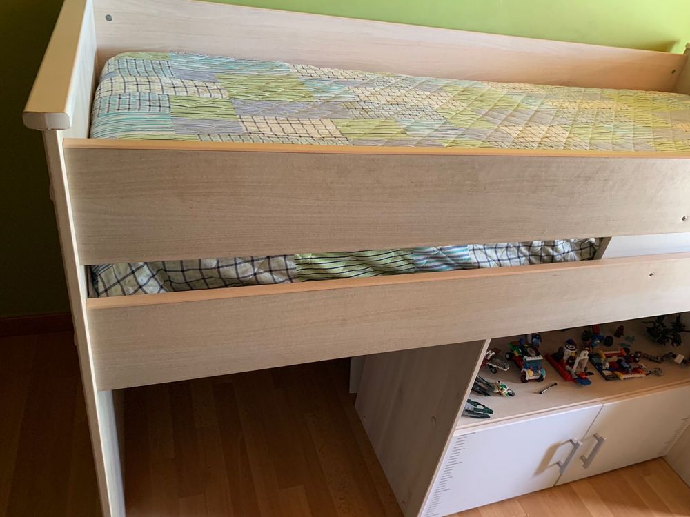 Cama de solteiro+colchao