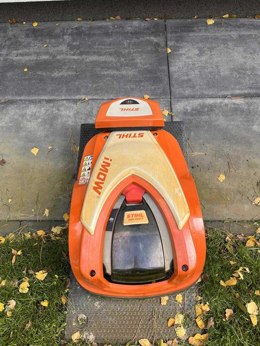 Robot koszący STIHL IMOW RMI 422.2 P