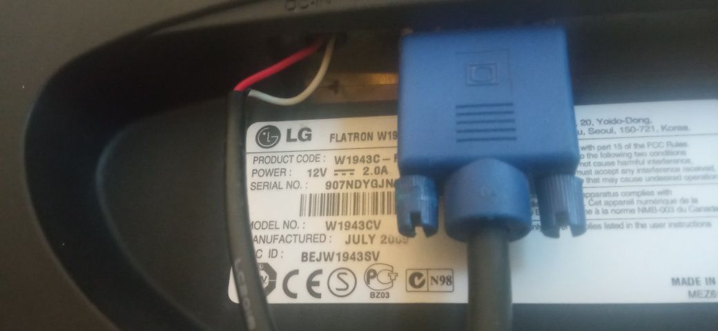 Монитор LG (Читать описания внимательно!)