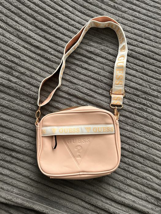 Różowa torebka damska