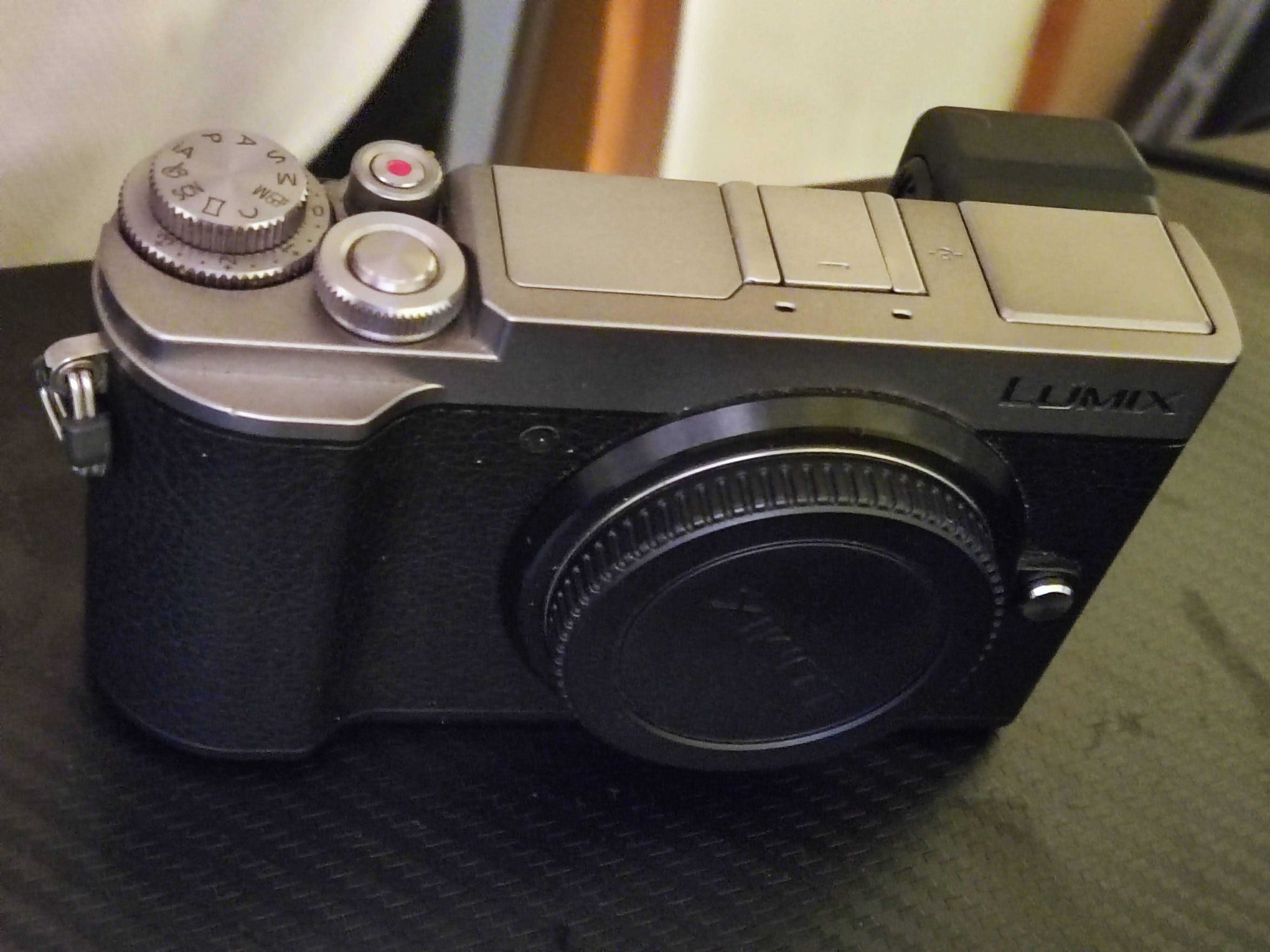 Lumix GX9 i dodatki