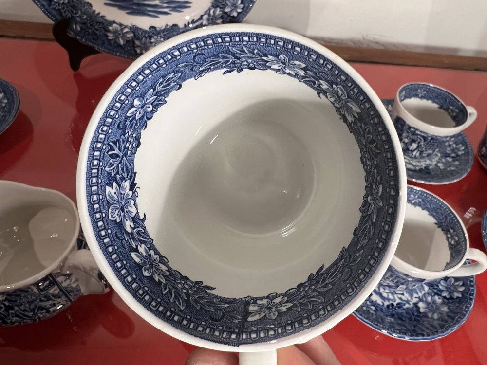 Serviço de Chá Inglês - Royal Tudor Ware