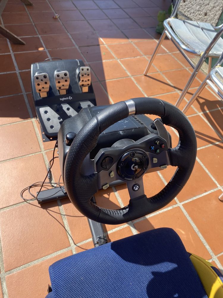 Volante logitech xbox e pc 100€