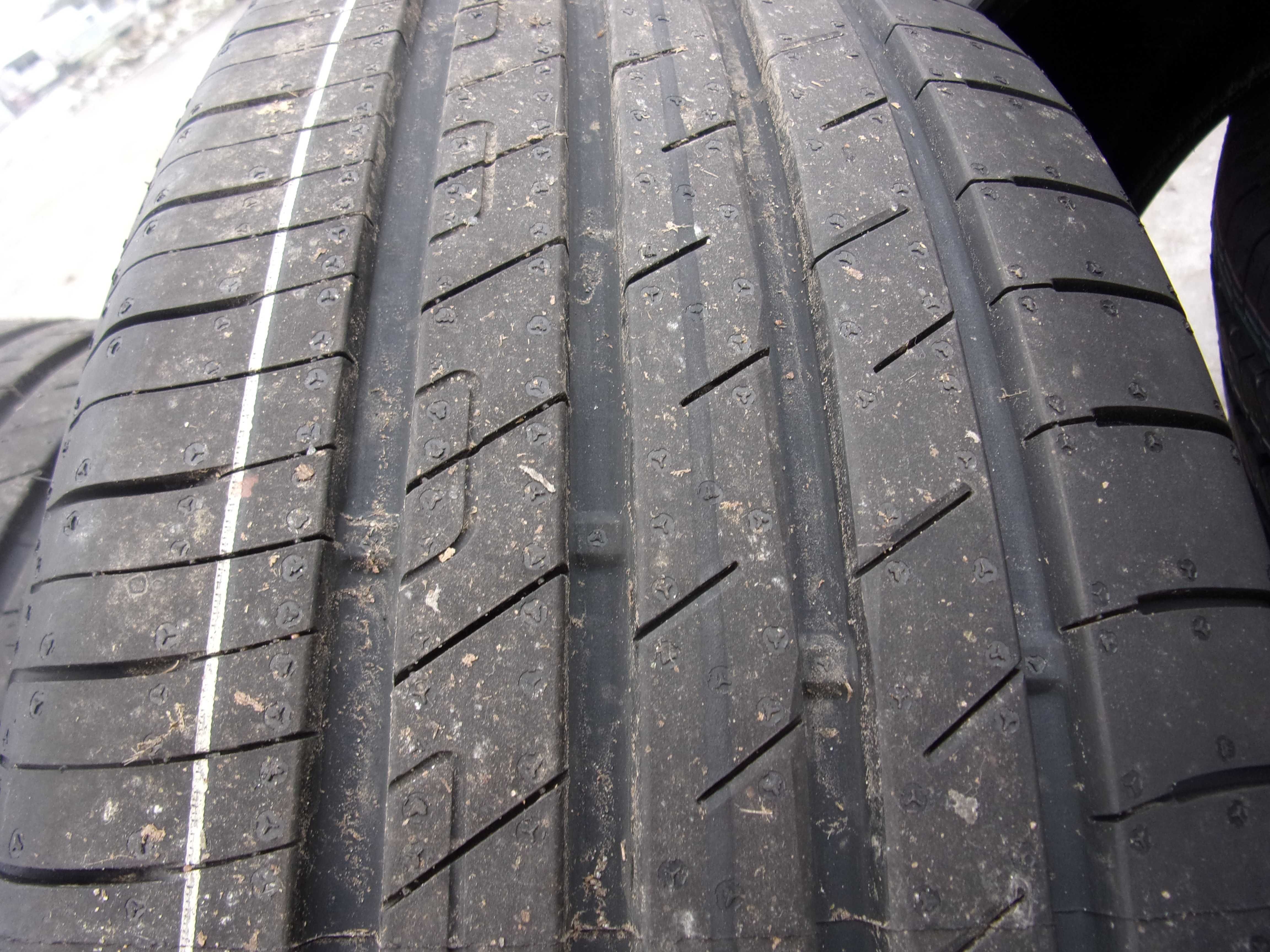 Nowe opony letnie 215/55/18 Goodyear 2021r