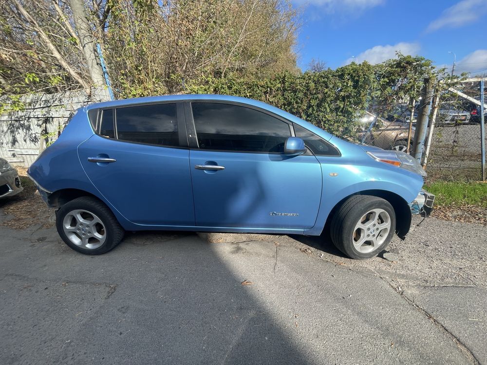 Разборка Nissan Leaf 2011