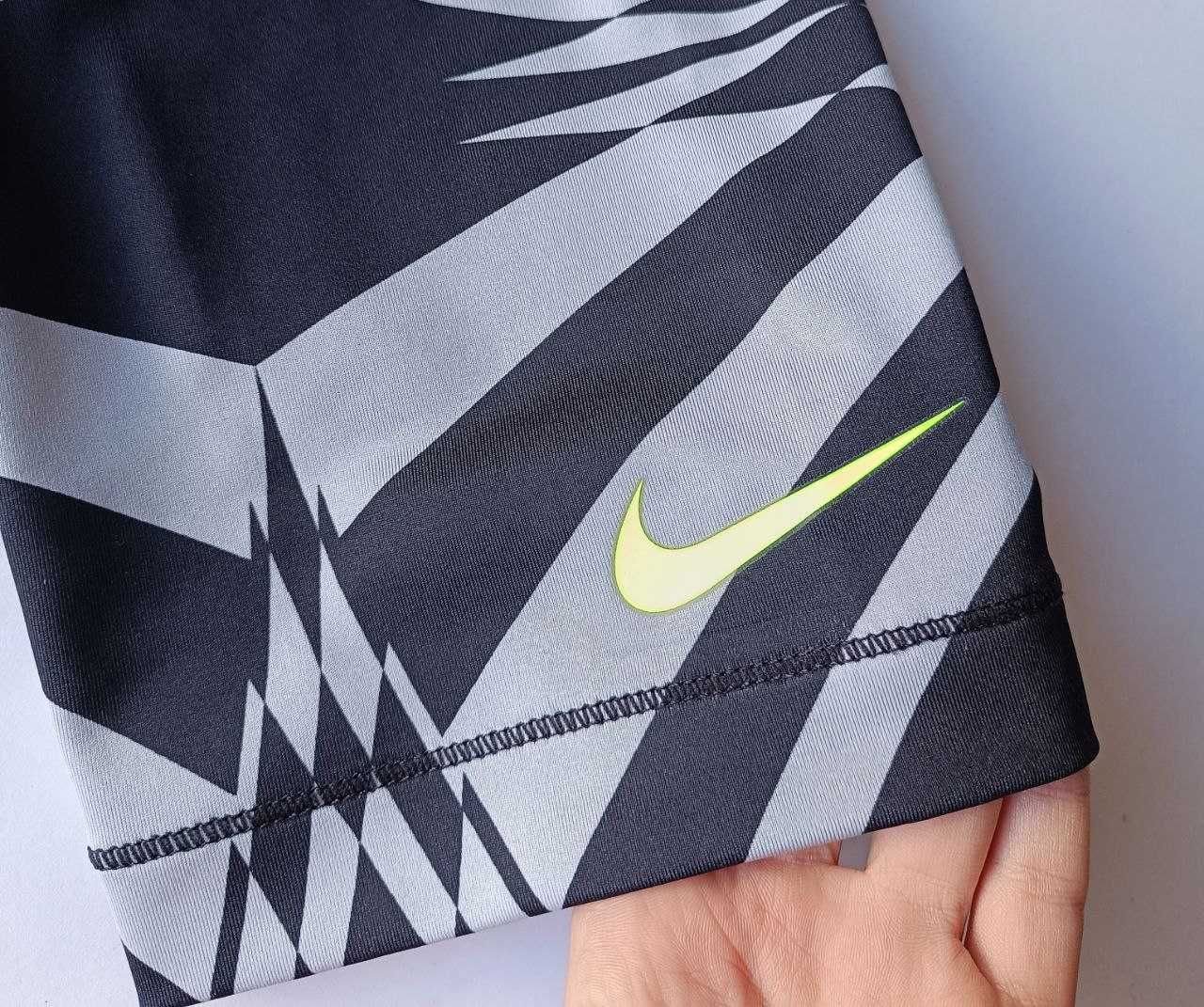 Легінси спортивні принтовані Nike pro, S