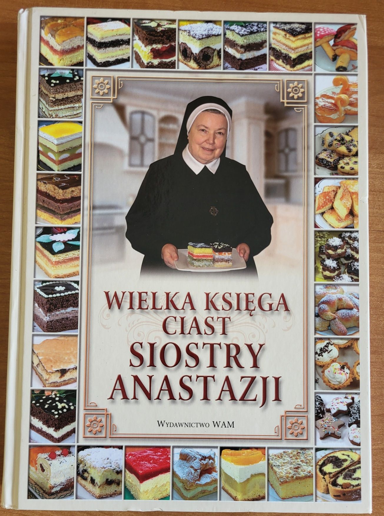 Wielka ksiega ciast siostry Anastazji