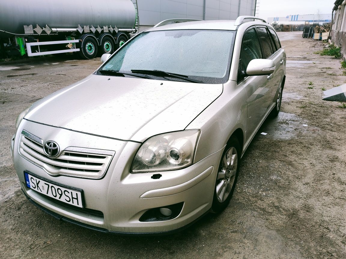 Toyota Avensis t25 combi 2007rok polift.2.2 D-4D