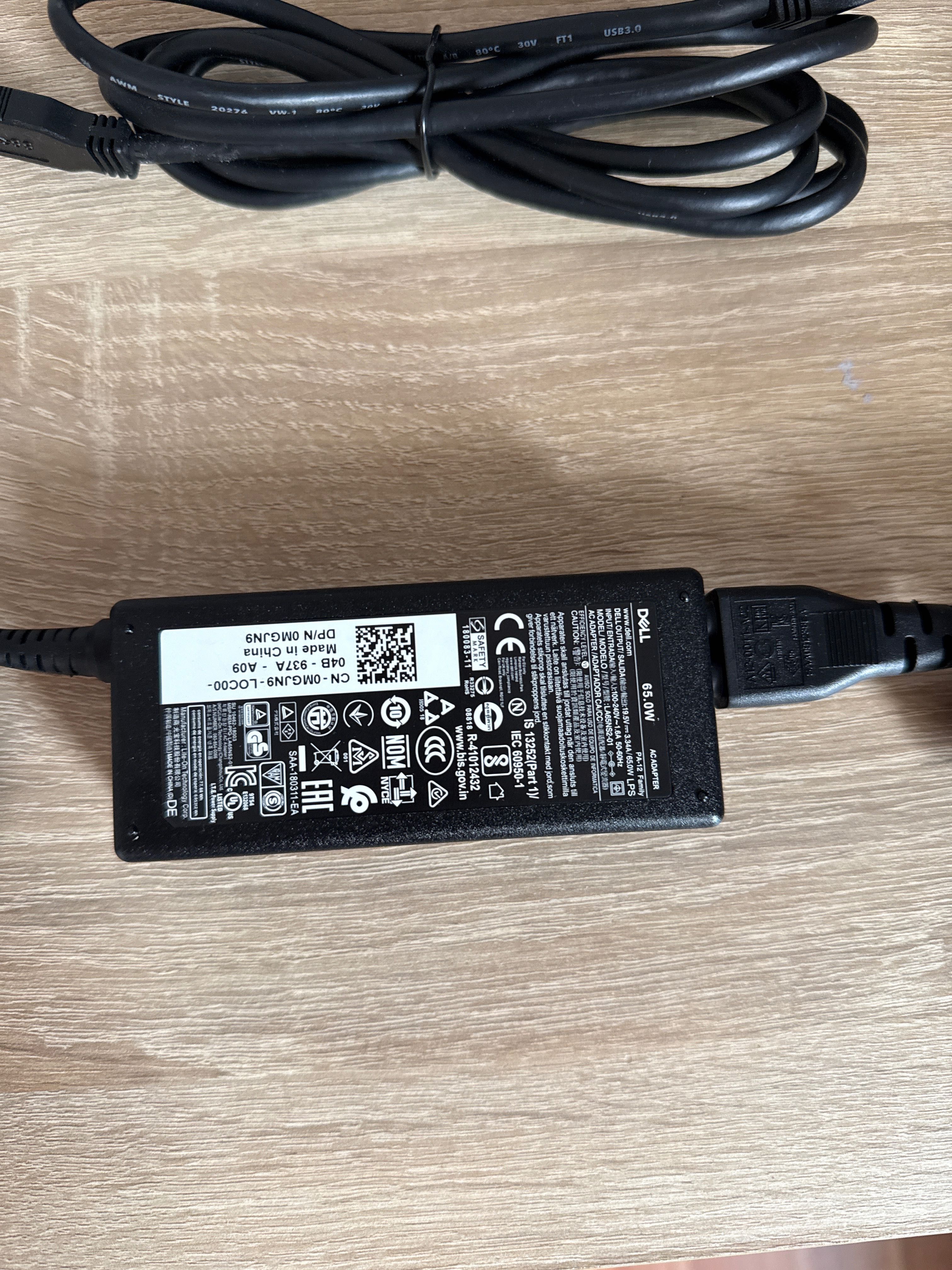 Oryginalna Stacja dokująca Dell D3100 Display Link 4K HDMI DP zestaw