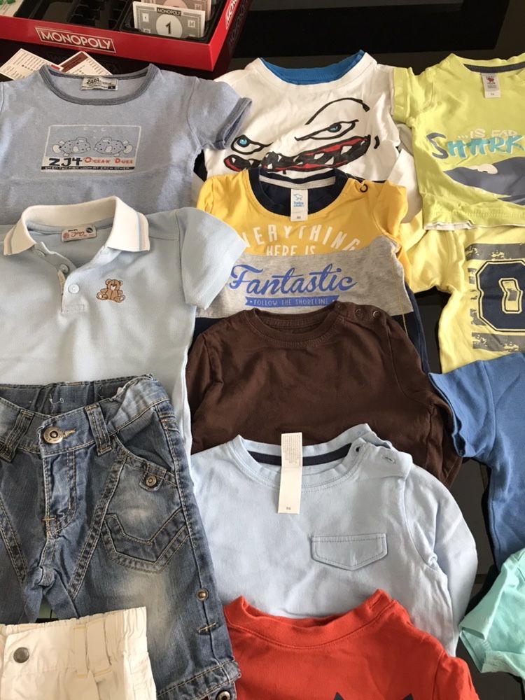 T-shirts, sweats, casacos, calções, polos 12-24 meses