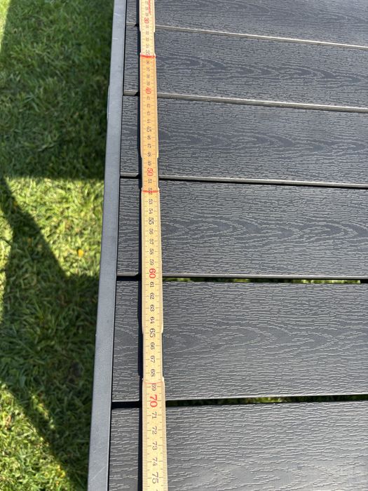 Stół ogrodowy + 4 krzesła z poduszkami