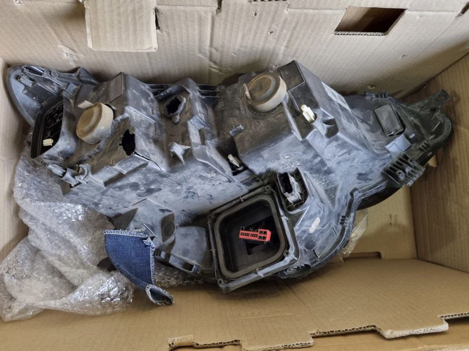 Продам фару левую Renault Megane IV 2017 года