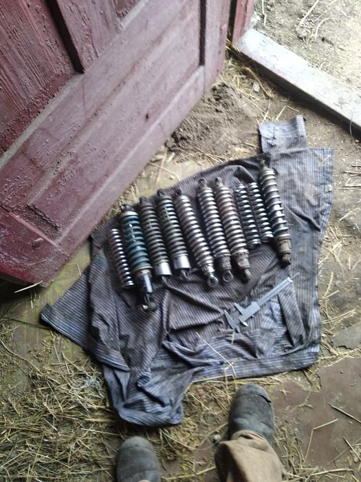 Амортизатори різні до мото