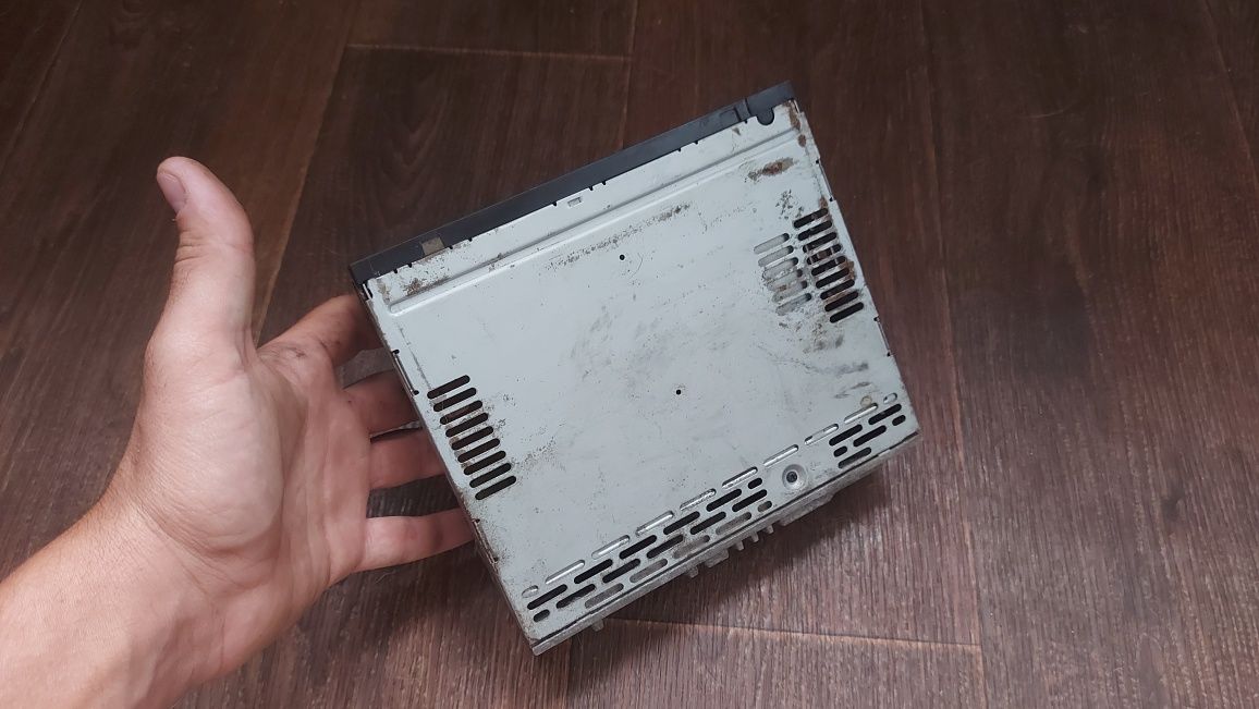 Магнитола Sony gt247ee на запчасти