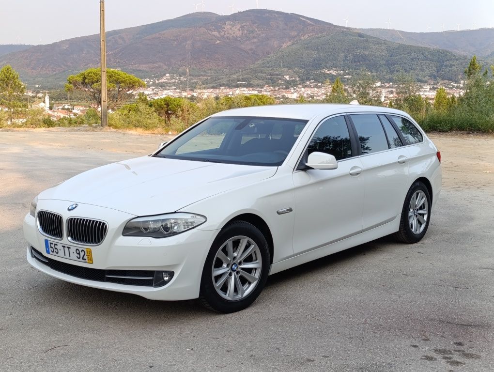 BMW 520D F11 manual