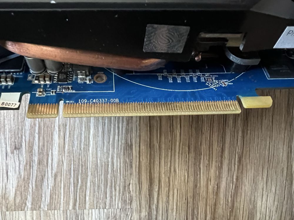 Karta graficzna Saphire HD7850 2G GDDR5 Dual mini - stan bdb