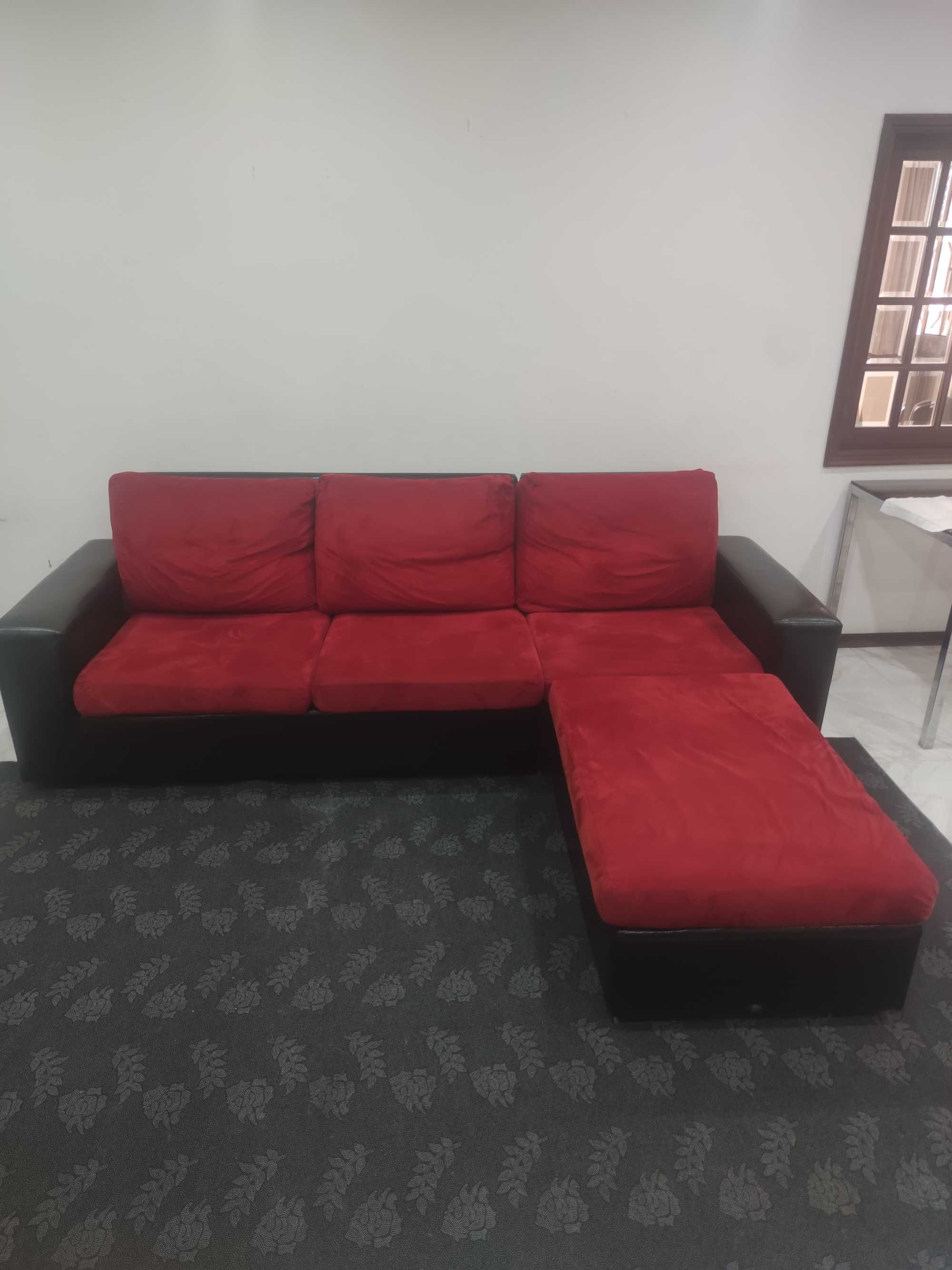 Sofá chaise long/puff em muito bom estado