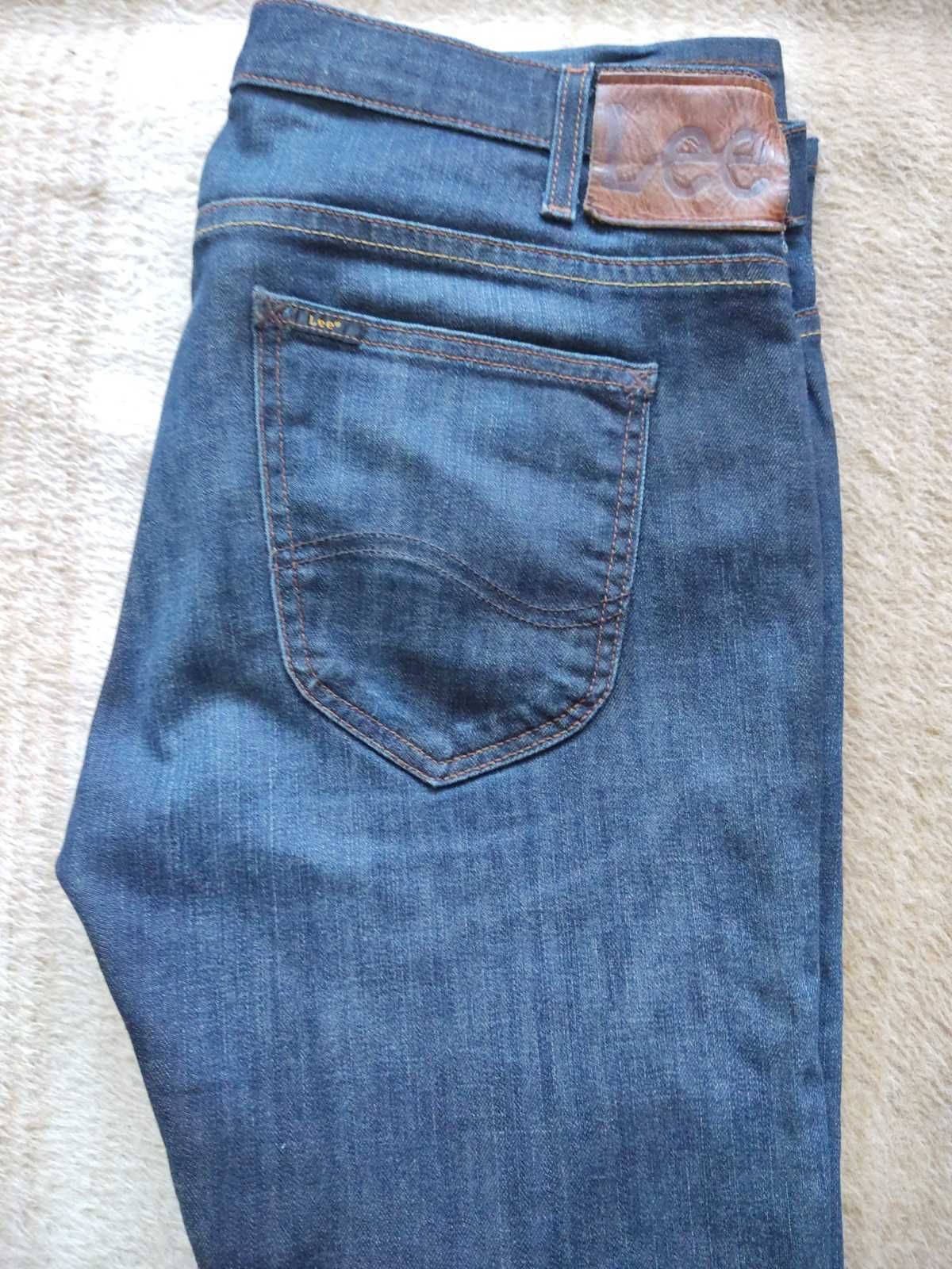 продам мужские стретчевые джинсы Lee W36(полупояс 46)