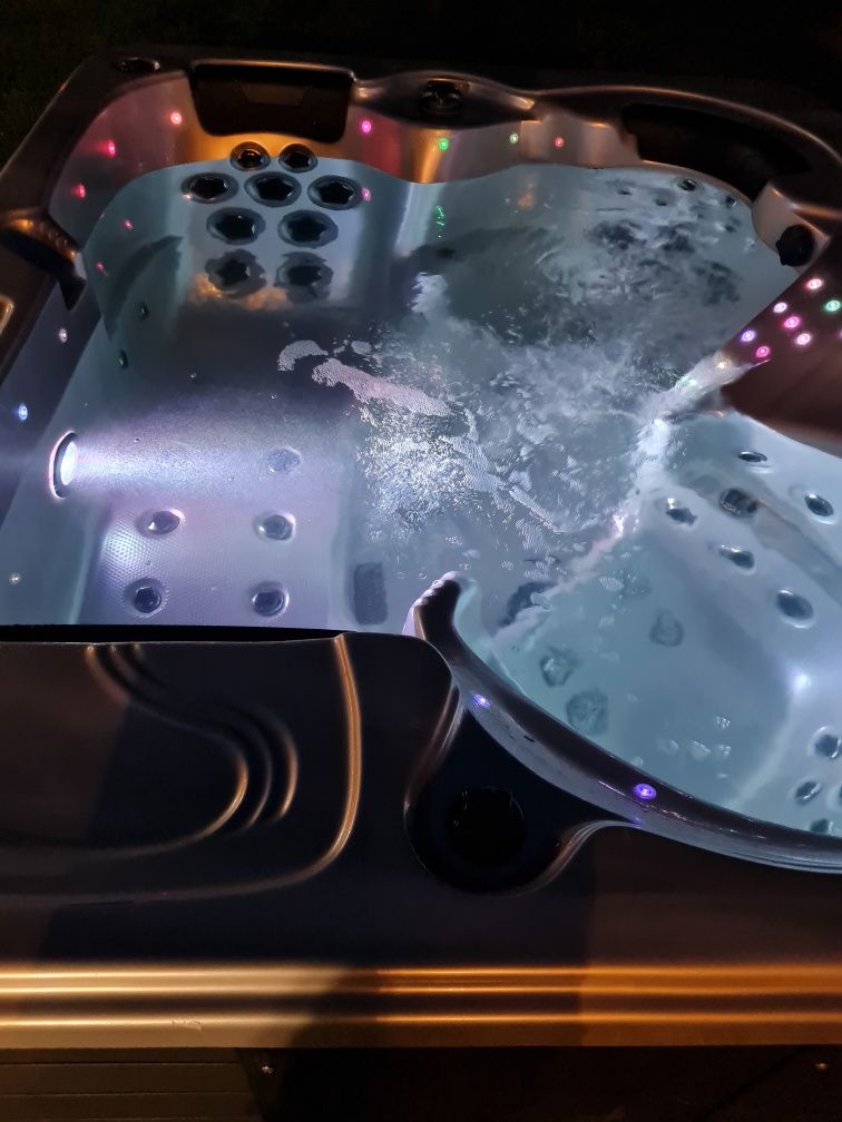 Jacuzzi SPA, wanna z hydromasażem, Balboa, Balia, Wrocław