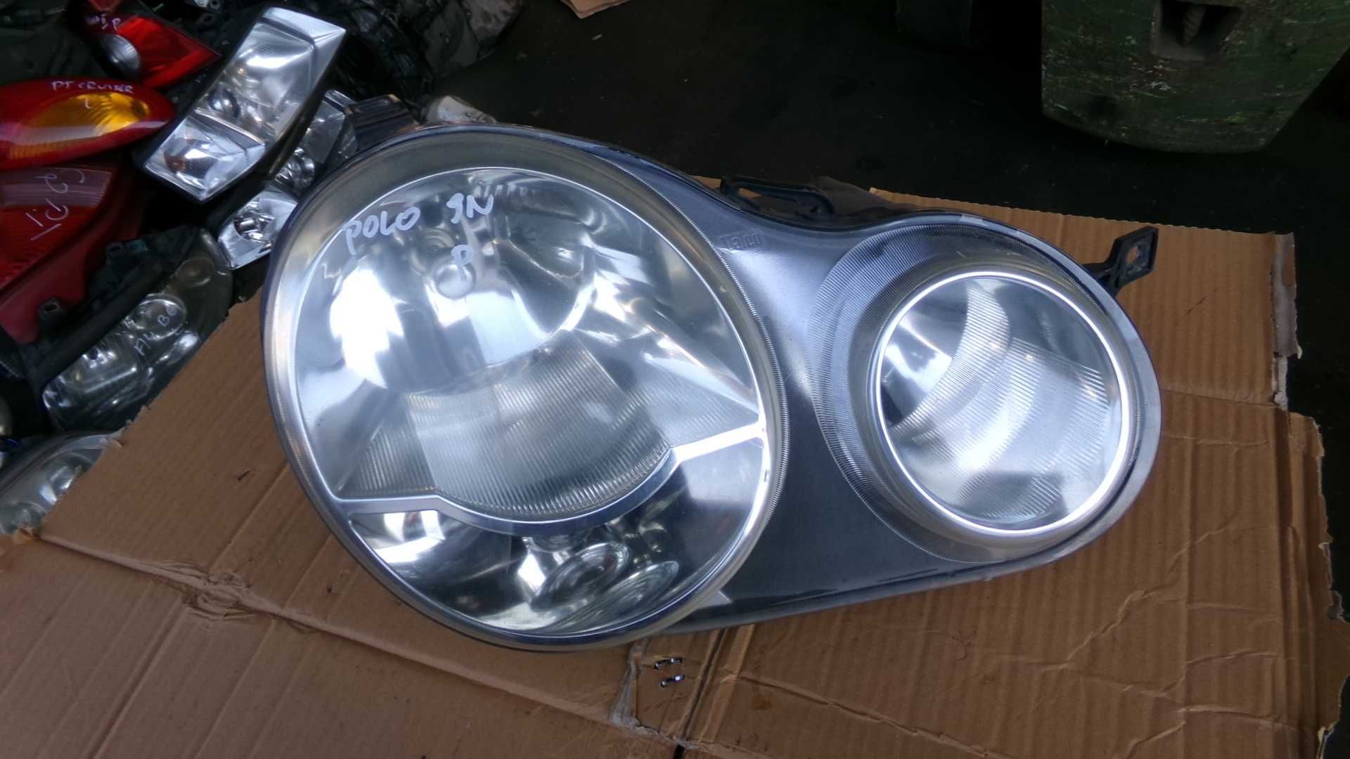 Kwi5 Lampa przednia prawa volkswagen polo 9n wysyłka części