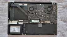 Macbook Pro 2010 na części lub w całości