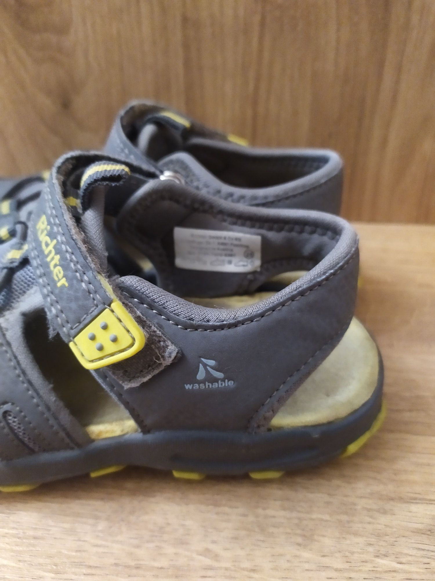 Buty sandałki dla chłopca rozmiar 28 Richter
