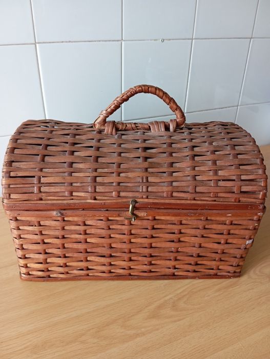 Cesto verga antigo