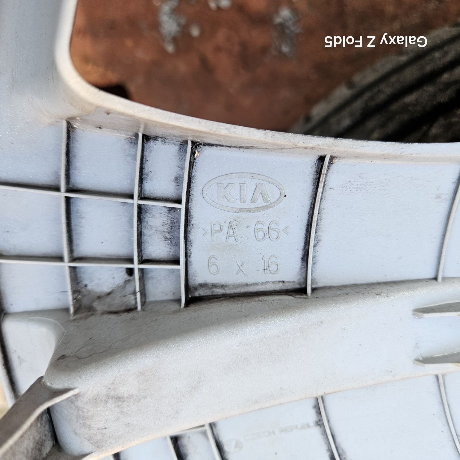 Kołpak 16 Kia Ceed Venga Soul 5x114,3