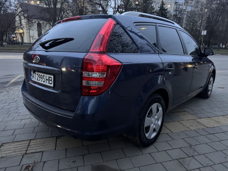 Кіа сід універсал