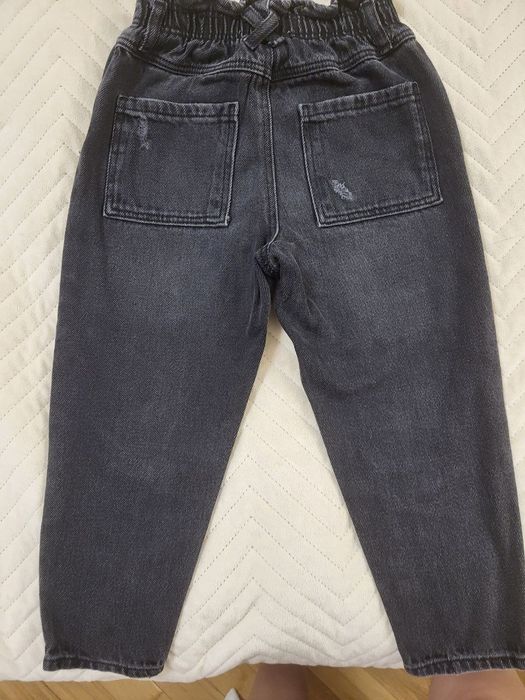 Джинси на дівчинку (5-6 років)