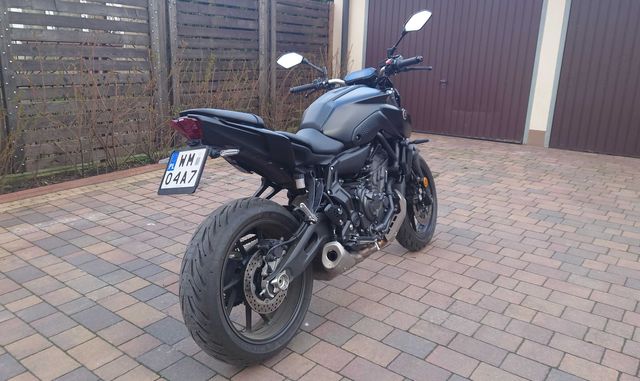 Idealna Yamaha MT-07 2022