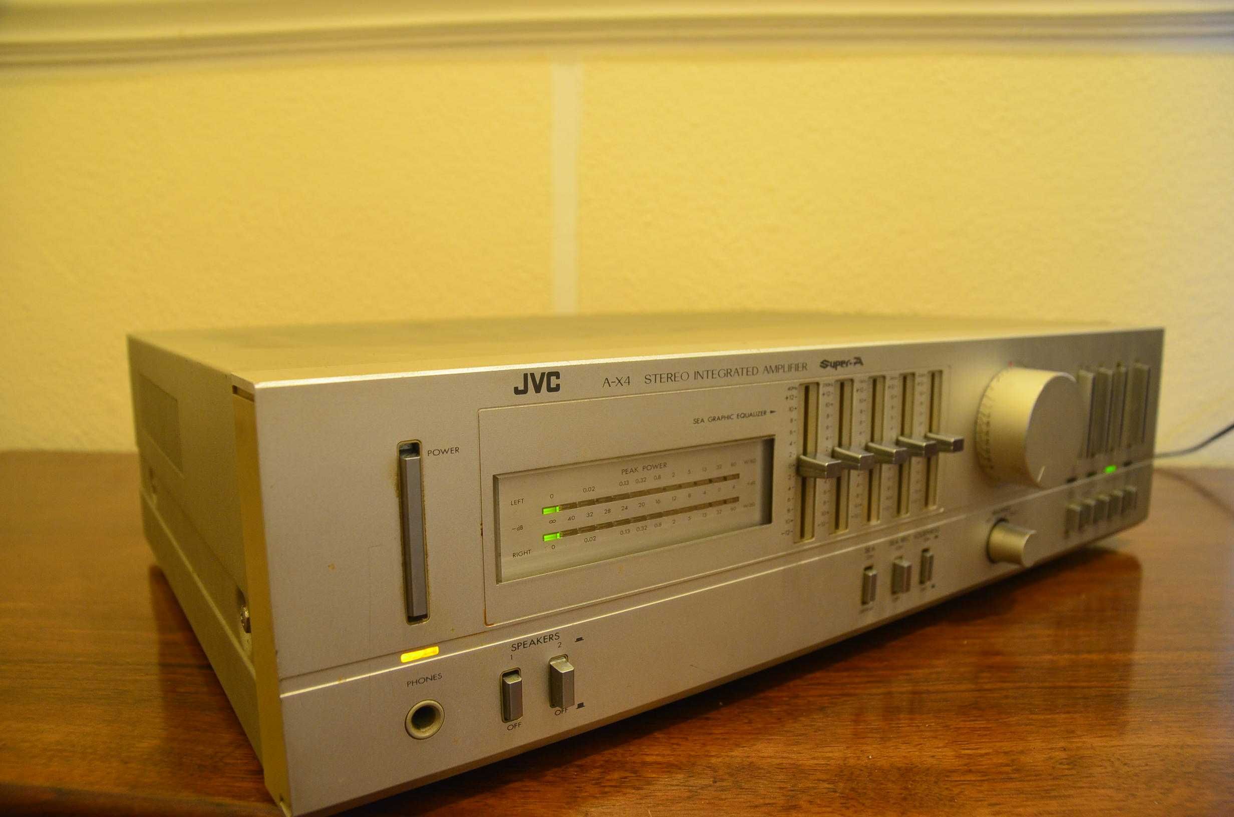 Amplificador JVC A-X4