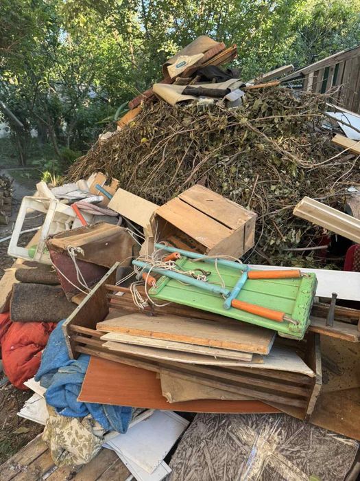 Вивіз сміття. Вивіз будівельного сміття, хламу.