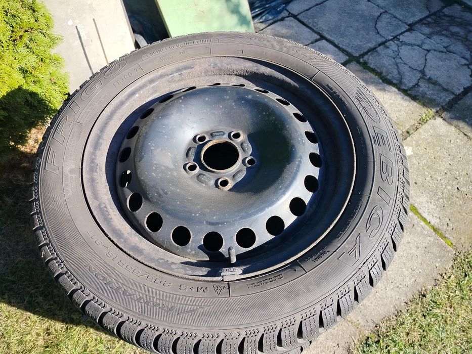 5x108 Ford Volvo 16cali et52.5 opony zimowe 205/55/16 bdb