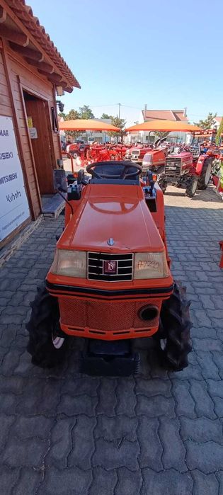 Campanha de Natal: Trator Kubota Bulltra B1-15 + 4 alfaias POUPE 1250€