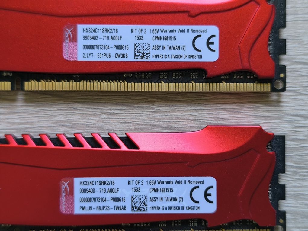 Pamięć RAM DDR3 16GB (2x8) 2400 CL11 Kingston HyperX Savage