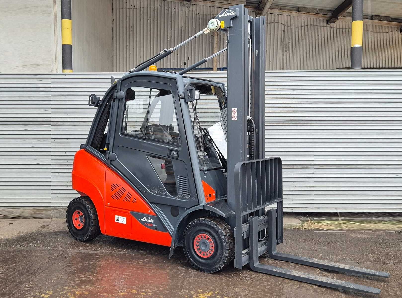 Linde H25 2018r • triplex 650cm • 4 tys mtg • Leasing • wózek widłowy