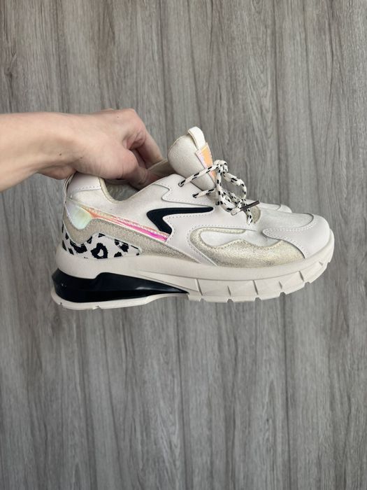 НОВІ красівки 38 р. Жіночі весна