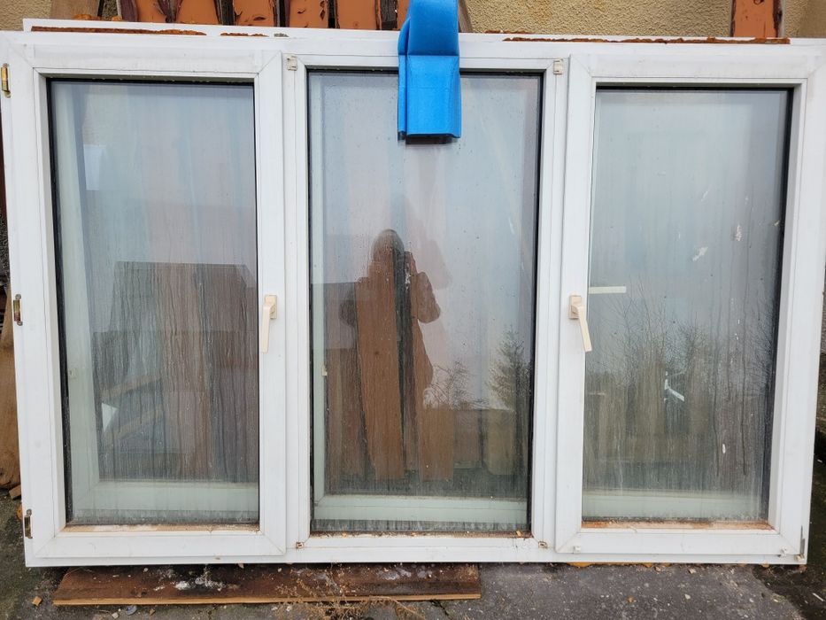 Okna z demontażu białe/brązowe