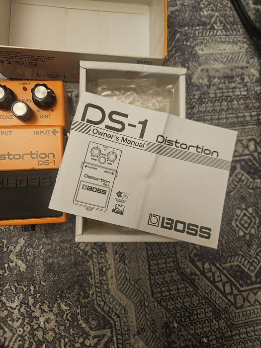 BOSS Distortion DS-1