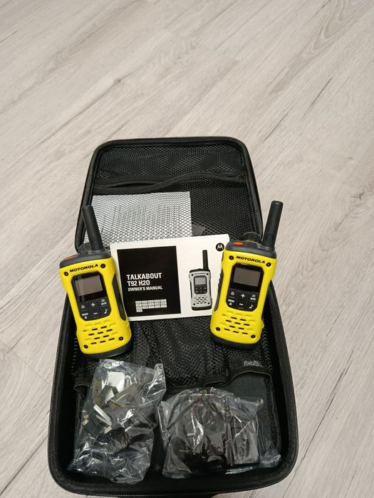 Продам рації Motorola T92 H2O
