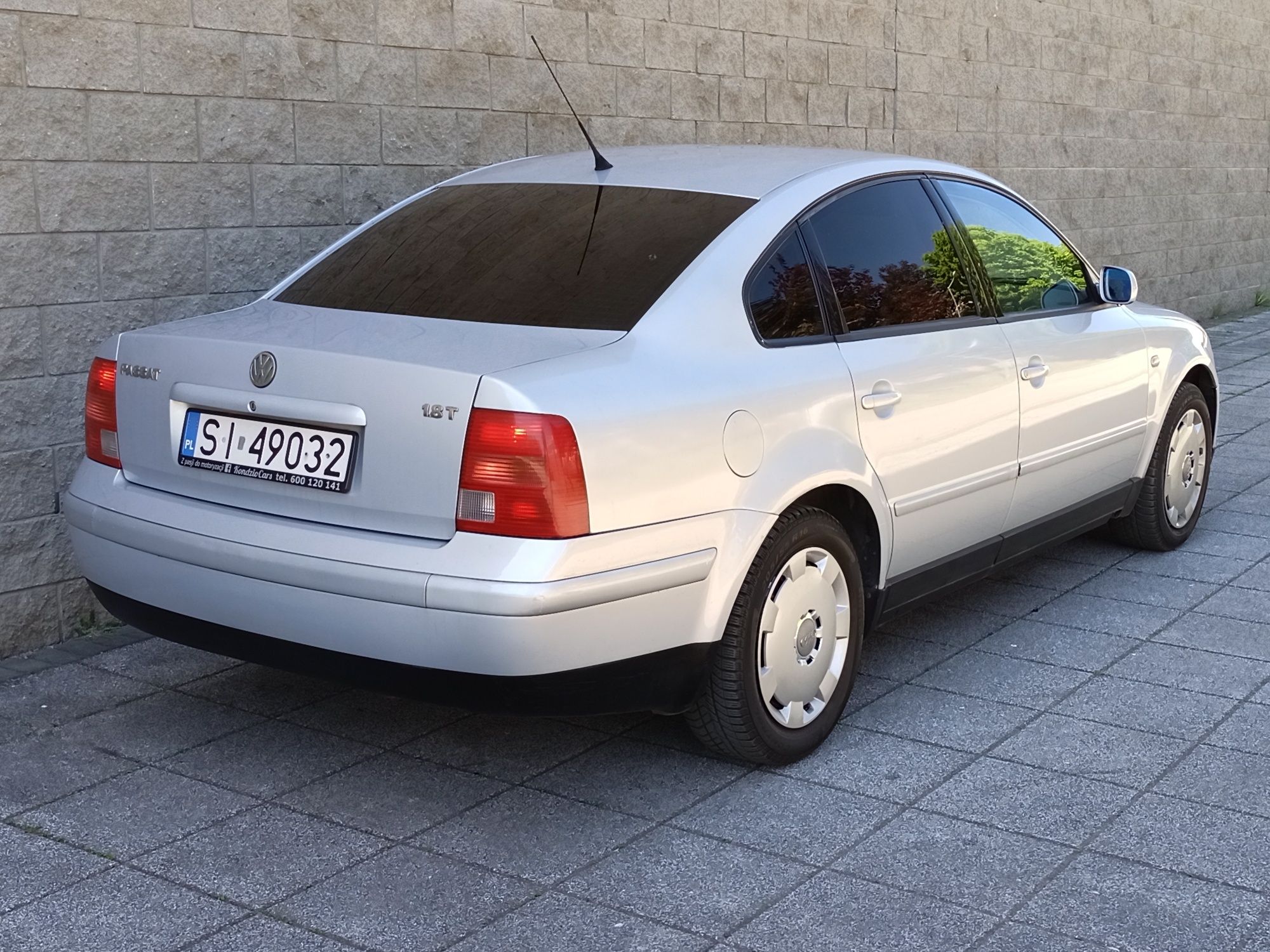 Super Stan Volkswagen Passat 1.8T 150KM 255tyś.km Alkantara Fajny stan