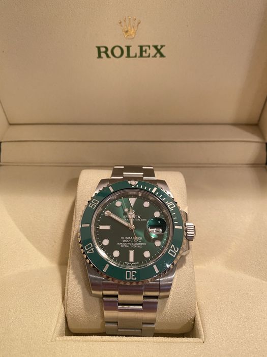 Rolex Submariner Hulk (116610LV)
