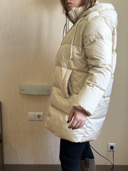 Пухова куртка ZARA