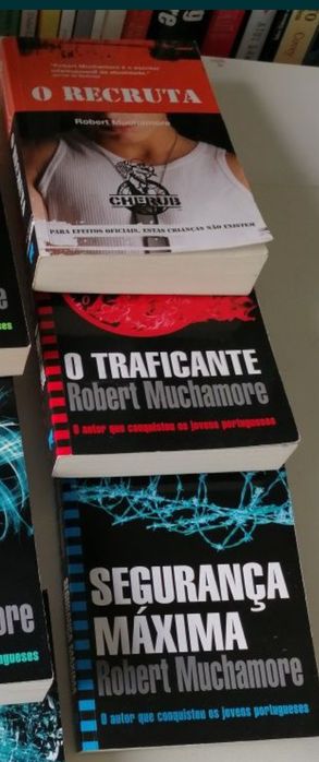 Livros Robert Muchamore
