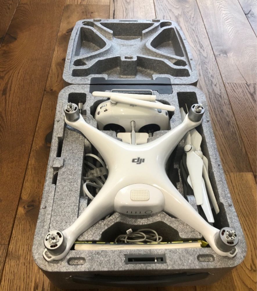 Dron DJI Phantom Pro 4 - 4K, 60 klatek